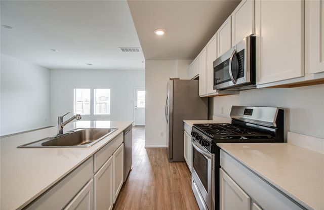 4226 Iris Jade Drive, Baytown, TX 77521