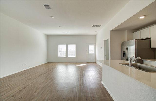 4226 Iris Jade Drive, Baytown, TX 77521