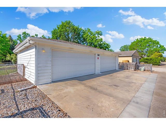 214 E Colorado Ave, Berthoud, CO 80513