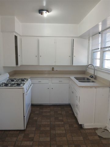 3019 Avon Street 3019, Dallas, TX 75211