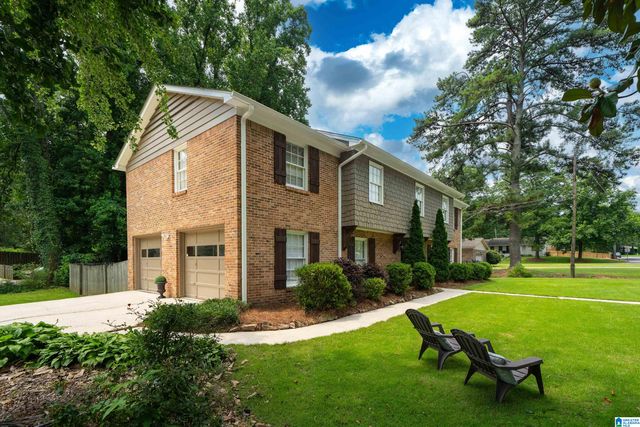 2400 MEADOWLARK DRIVE, Hoover, AL 35226