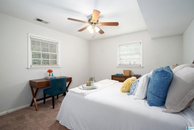2400 MEADOWLARK DRIVE, Hoover, AL 35226