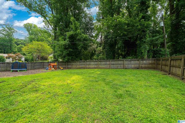 2400 MEADOWLARK DRIVE, Hoover, AL 35226
