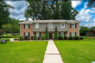 2400 MEADOWLARK DRIVE, Hoover, AL 35226