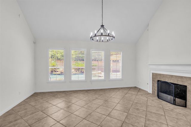 79 W Shale Creek Circle, The Woodlands, TX 77382