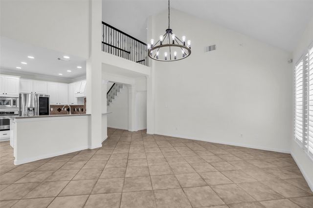 79 W Shale Creek Circle, The Woodlands, TX 77382