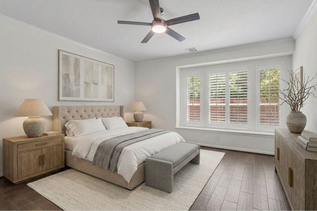 79 W Shale Creek Circle, The Woodlands, TX 77382