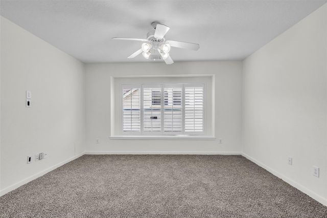 79 W Shale Creek Circle, The Woodlands, TX 77382
