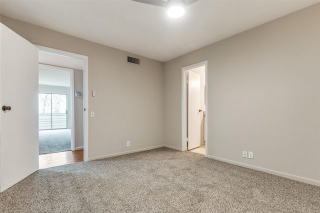 1643 S Kirkwood Road, Houston, TX 77077