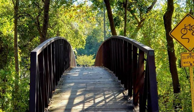 1643 S Kirkwood Road, Houston, TX 77077