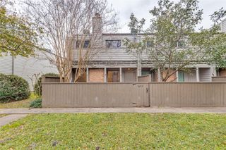 1643 S Kirkwood Road, Houston, TX 77077