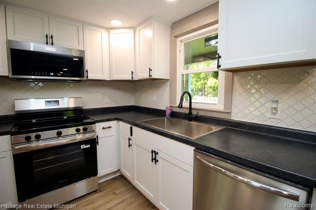 7856 Newberry Road, Durand, MI 48429