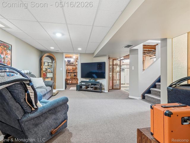 23701 Lakewood Street, St. Clair Shores, MI 48082
