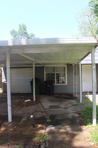 4813 Angleton Street, Houston, TX 77033