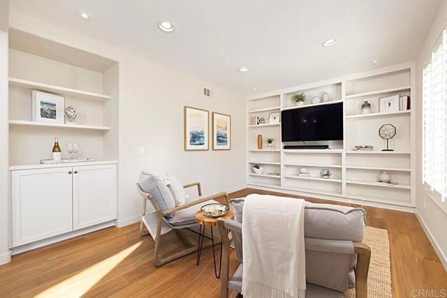 155 Sabinas Ct, Solana Beach, CA 92075