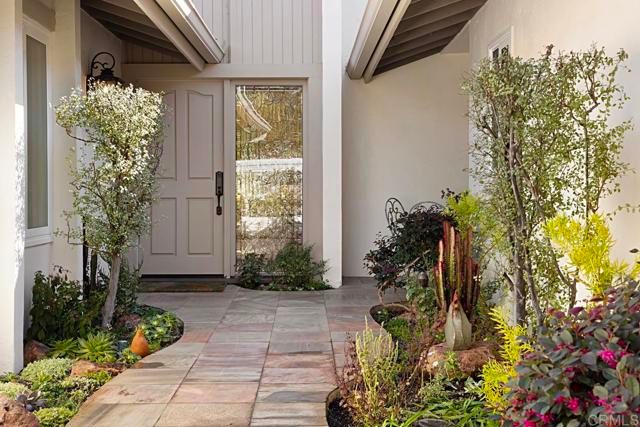 155 Sabinas Ct, Solana Beach, CA 92075