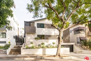 1262 N Sweetzer Avenue 105, West Hollywood, CA 90069