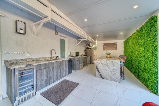 21914 SW 97th Pl, Cutler Bay, FL 33190