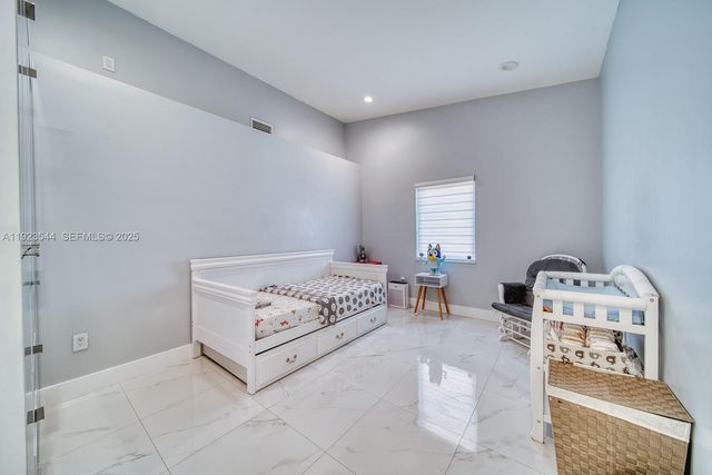 21914 SW 97th Pl, Cutler Bay, FL 33190