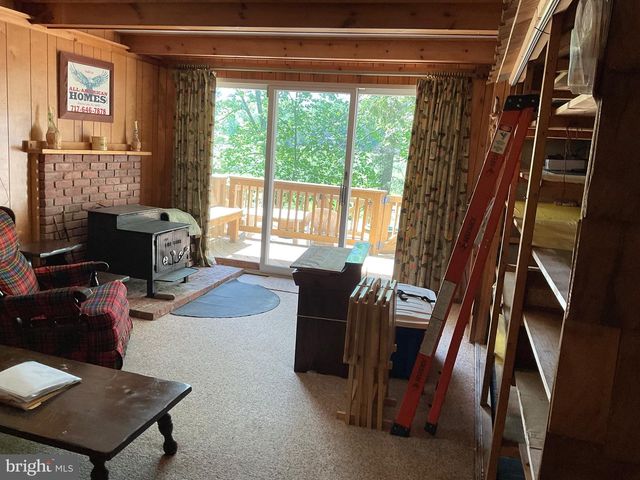 104 TEPEE DR, Pocono Lake, PA 18347