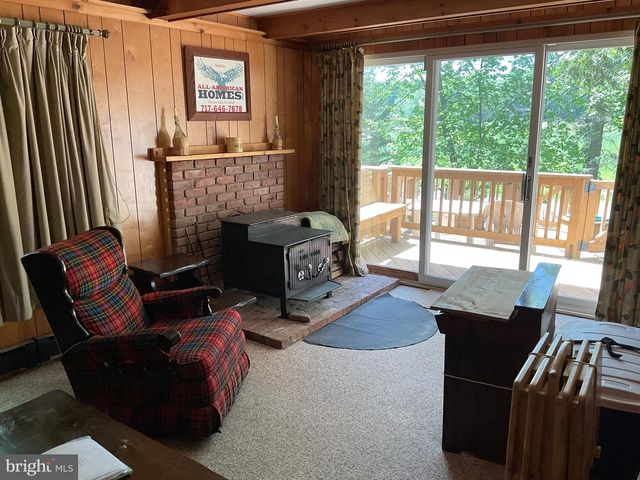 104 TEPEE DR, Pocono Lake, PA 18347