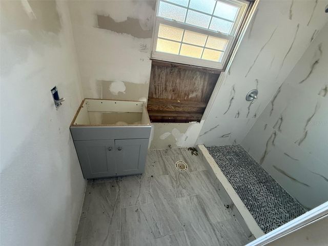 2432 CHASE AVENUE, Sanford, FL 32771