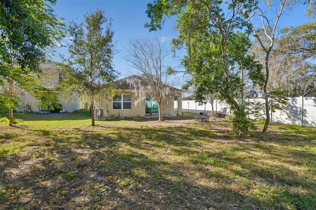 10104 HAWK STORM AVENUE, Tampa, FL 33610