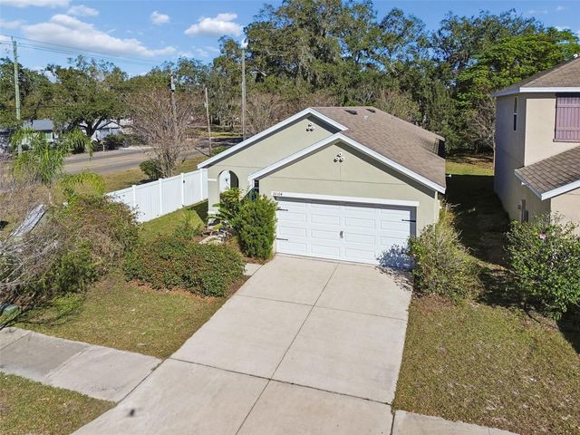 10104 HAWK STORM AVENUE, Tampa, FL 33610