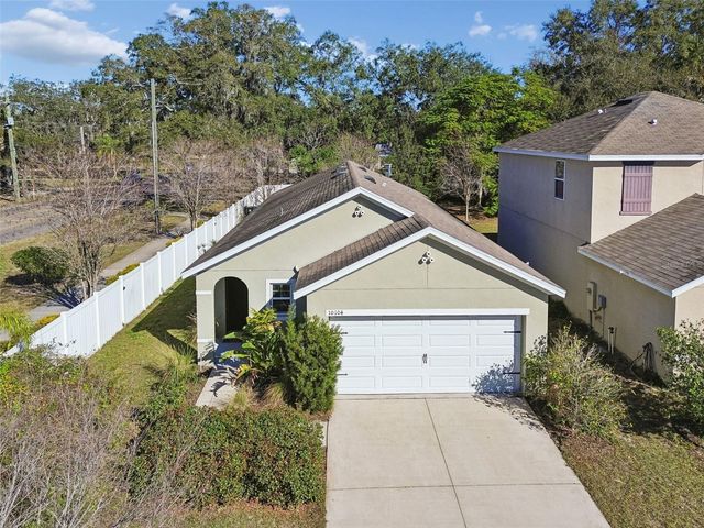 10104 HAWK STORM AVENUE, Tampa, FL 33610