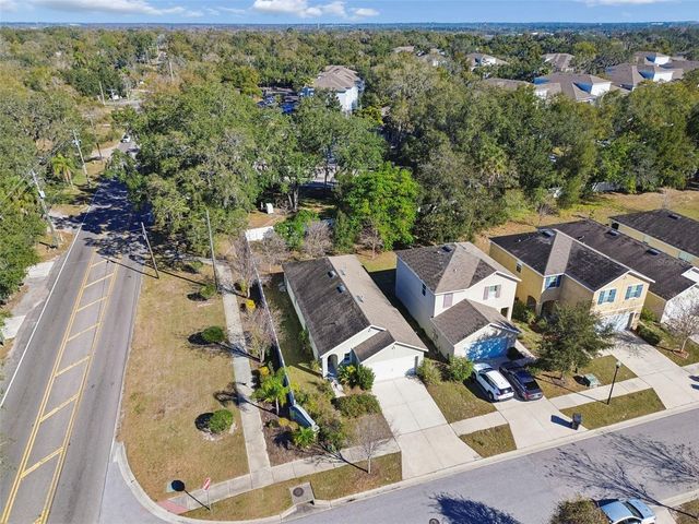 10104 HAWK STORM AVENUE, Tampa, FL 33610