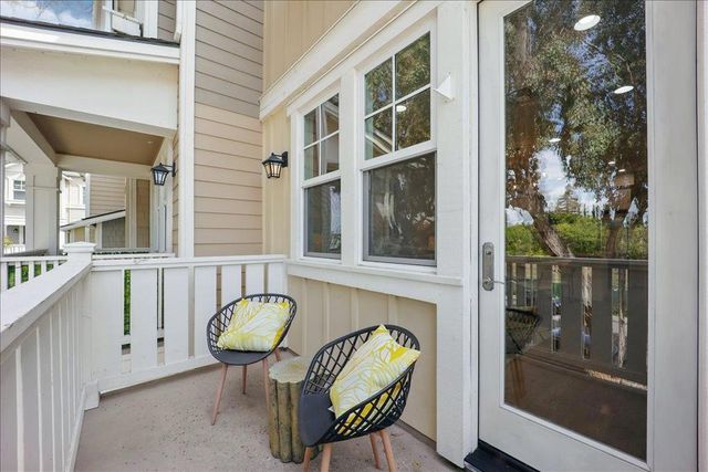 837 Sierra Vista, Mountain View, CA 94043