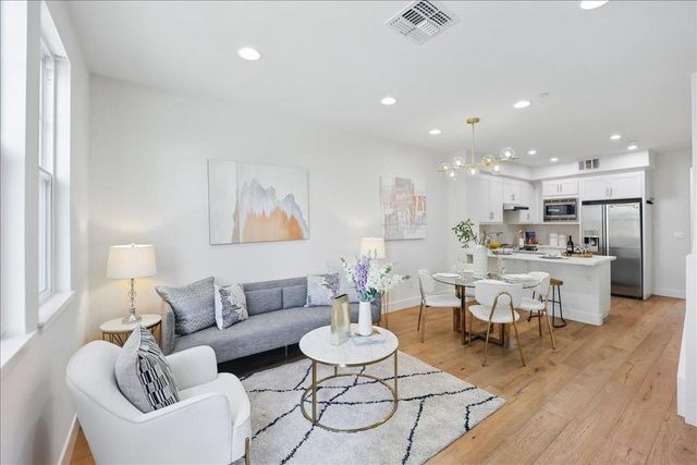 837 Sierra Vista, Mountain View, CA 94043