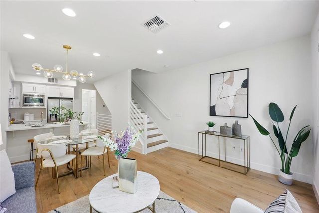 837 Sierra Vista, Mountain View, CA 94043