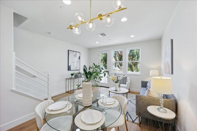 837 Sierra Vista, Mountain View, CA 94043