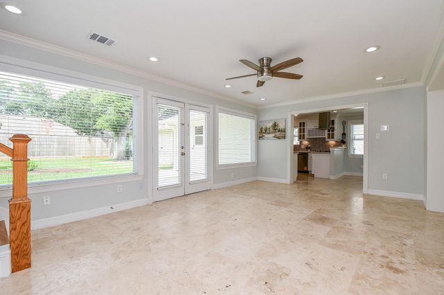 707 Thistlewood Drive, Houston, TX 77079