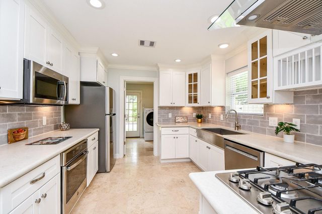707 Thistlewood Drive, Houston, TX 77079