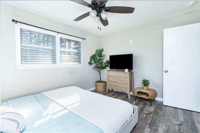 2356 Wynona SE Drive, Marietta, GA 30060