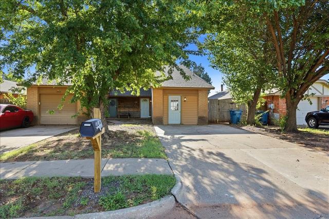 1312 Pennington Avenue 1312, 1314, Edmond, OK 73012