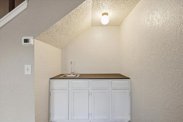 1312 Pennington Avenue 1312, 1314, Edmond, OK 73012