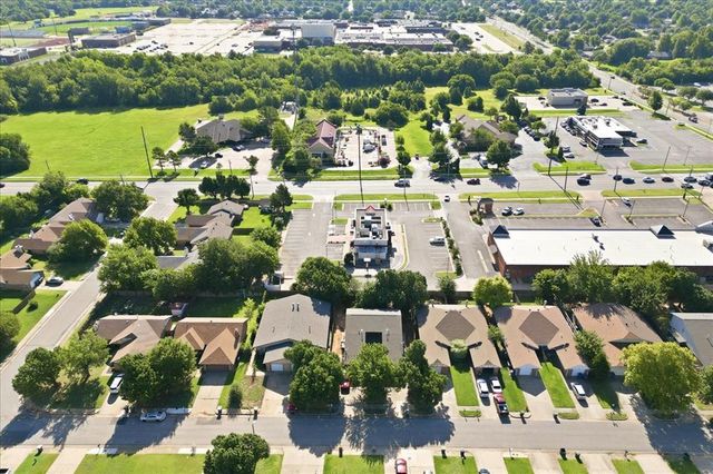 1312 Pennington Avenue 1312, 1314, Edmond, OK 73012