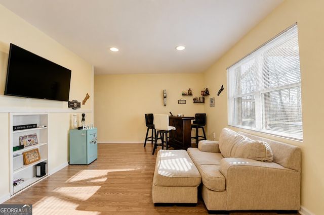 86 Canyon Ferry Way, Hoschton, GA 30548