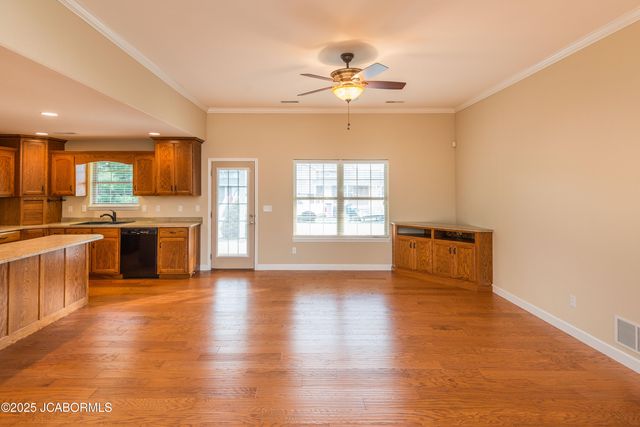 205 VENUS STREET, Holts Summit, MO 65043