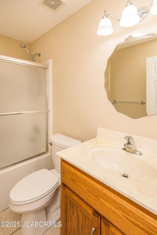 205 VENUS STREET, Holts Summit, MO 65043