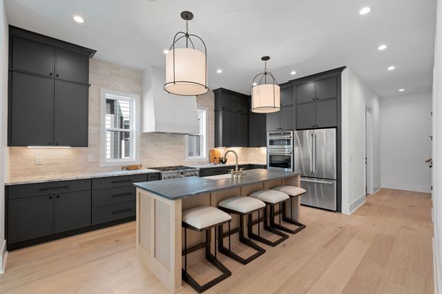 1010 Argyle Ave, Nashville, TN 37203