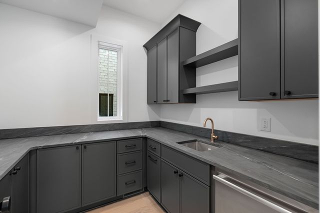 1010 Argyle Ave, Nashville, TN 37203