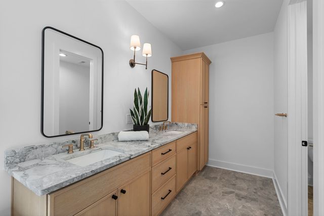 1010 Argyle Ave, Nashville, TN 37203