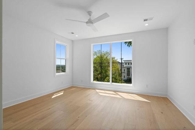 1010 Argyle Ave, Nashville, TN 37203
