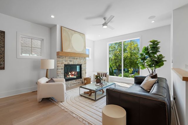 1010 Argyle Ave, Nashville, TN 37203