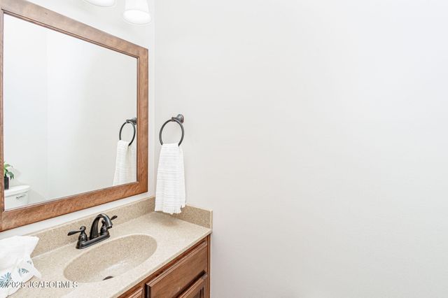 245 VIRGINIA TRAIL, Jefferson City, MO 65109