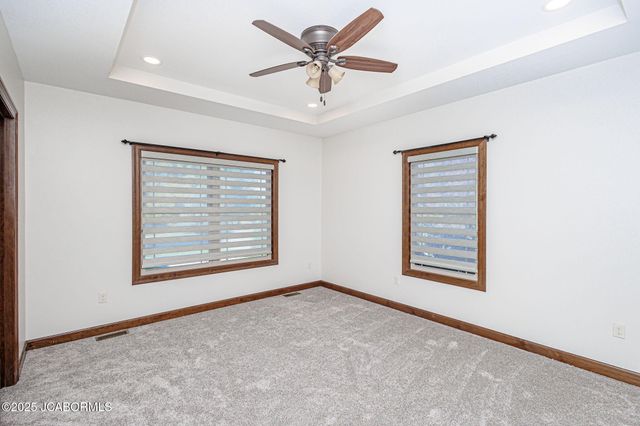 245 VIRGINIA TRAIL, Jefferson City, MO 65109